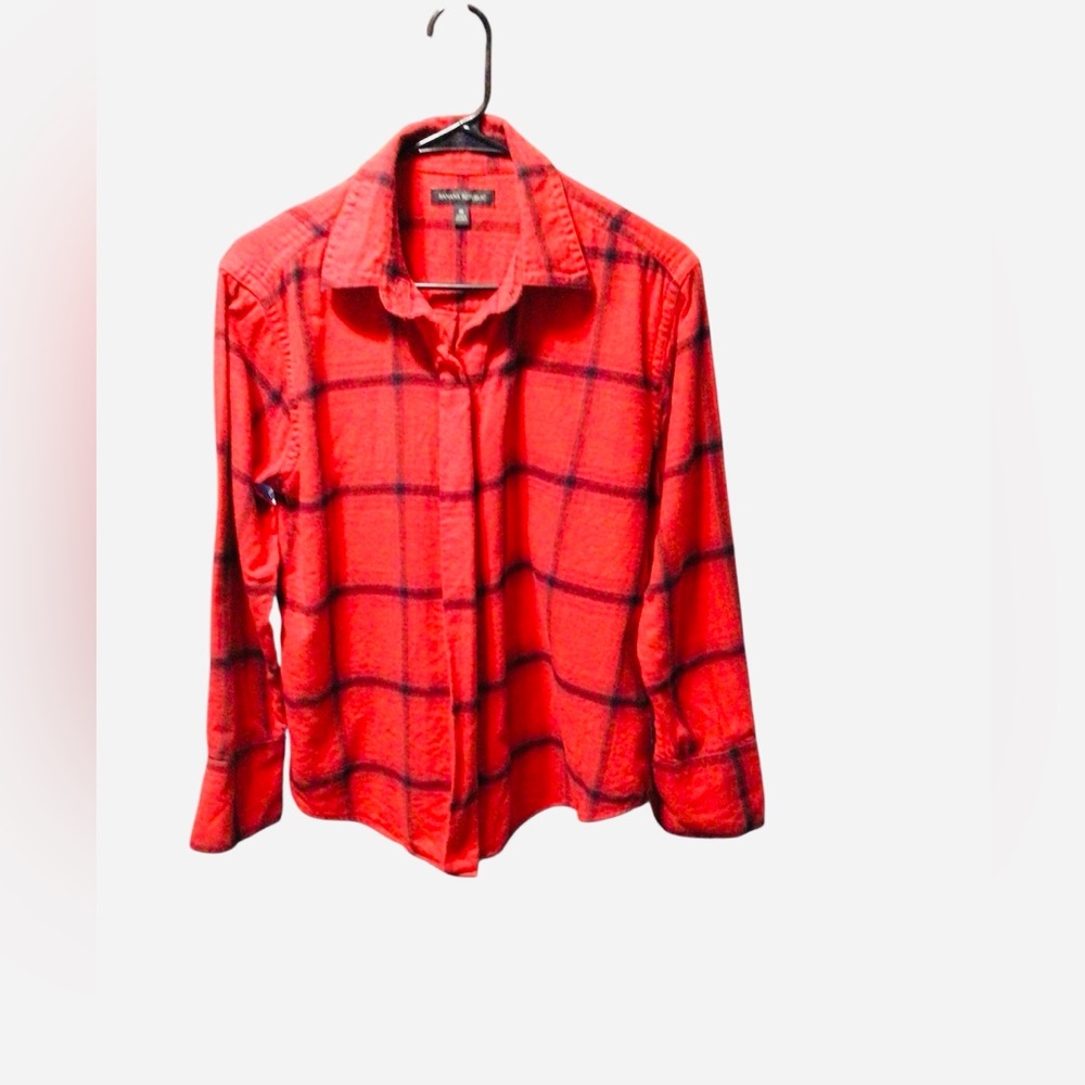 Banana Republic Red and Black Plaid Button Down Shirt